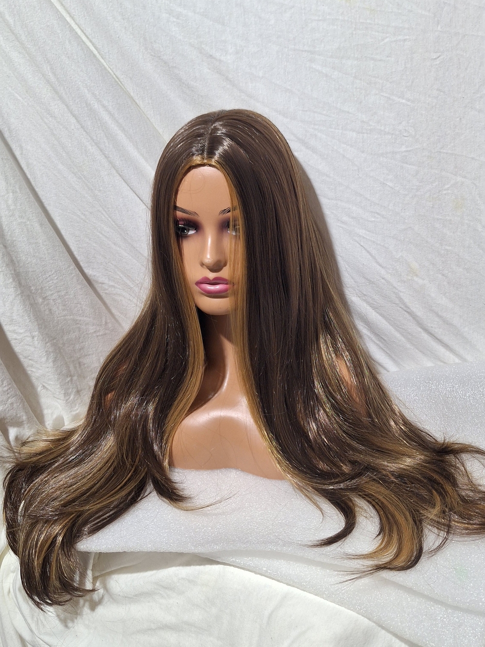 Brown Long Straight Women's Wig with Subtle Highlights